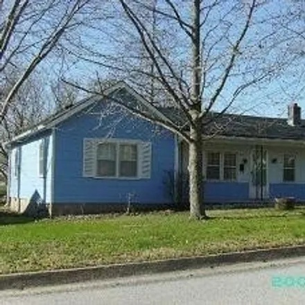 Rent this 2 bed house on 1035 West Barr in Nevada, MO 64772
