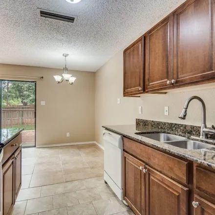 Rent this 3 bed apartment on 699 North Riverside Drive in Grapevine, TX 76051