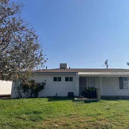 Buy this 3 bed house on 3619 Fleetwood Way in Bakersfield, CA 93306