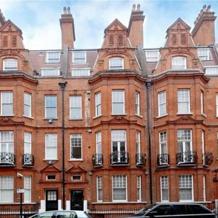 Buy this studio loft on Tennyson House in 5-9 Culford Gardens, London