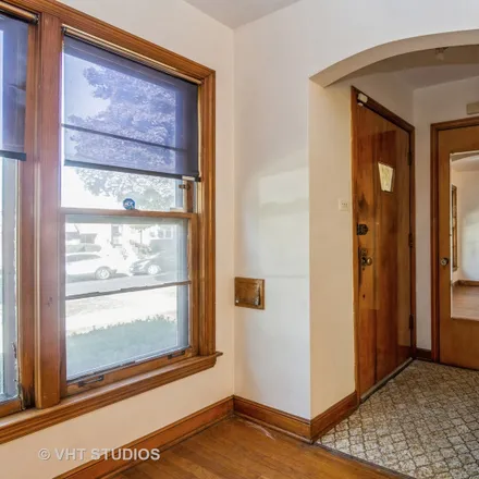 Image 2 - 9809 South Forest Avenue, Chicago, IL 60628, USA - House for sale