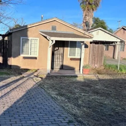Buy this 1 bed house on 570 D Street in Waterford, Stanislaus County