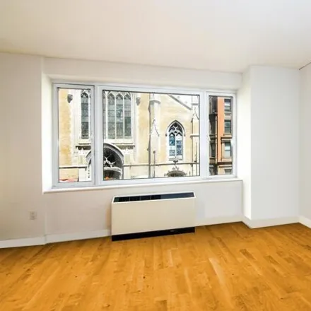 Image 2 - 408 East 79th Street, New York, NY 10075, USA - Condo for sale