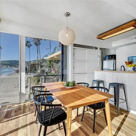 Image 2 - 967 Gaviota Drive, Laguna Beach, CA 92651, USA - Apartment for rent