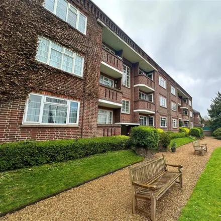 Rent this 2 bed apartment on unnamed road in Luton, LU3 1BU