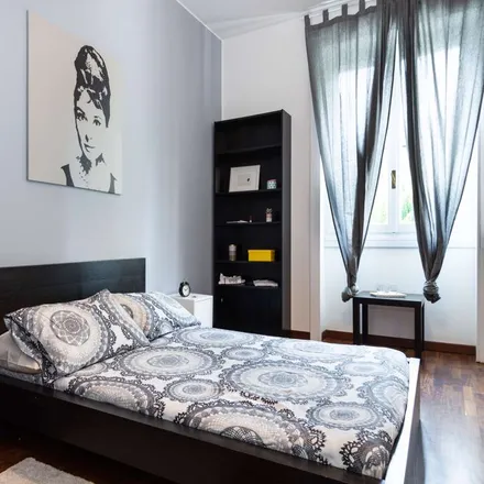 Rent this 3 bed room on Via Raffaello Bertieri in 1, 20146 Milan MI