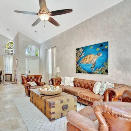 Image 8 - 2119 Chagall Circle, West Palm Beach, FL 33409, USA - House for sale