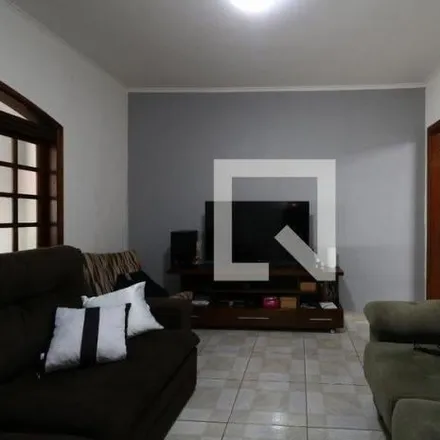 Buy this 3 bed house on Rua Carapicuíba in Jardim Bom Pastor, Santo André - SP