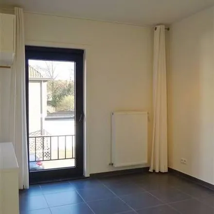 Rent this 3 bed apartment on Reigerstraat 23;25 in 9000 Ghent, Belgium