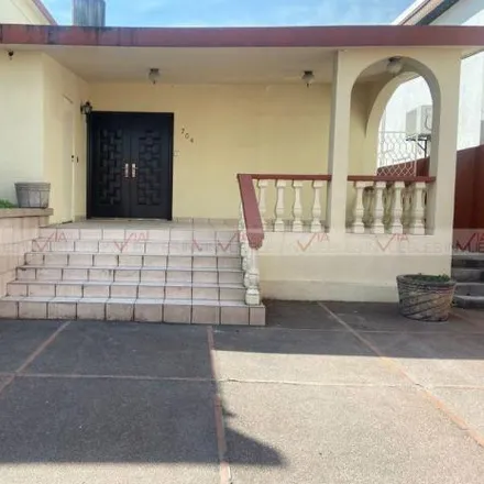 Buy this 4 bed house on Calle Súchil in Mirasol 10, 64100 Monterrey