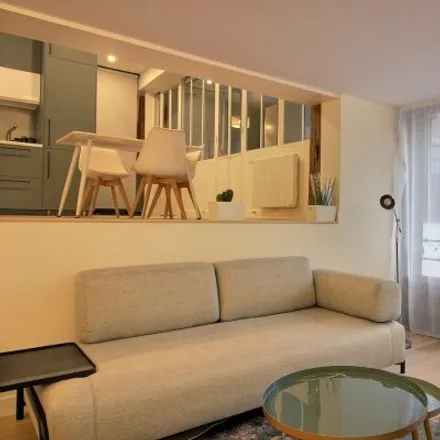 Image 3 - 60 Rue Amelot, 75011 Paris, France - Apartment for rent