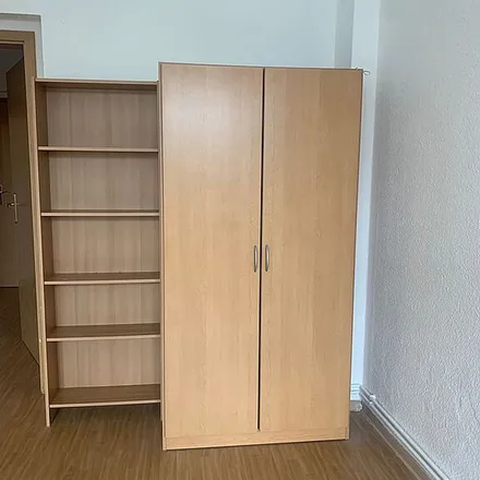 Rent this 3 bed apartment on Sattigstraße 25 in 02826 Görlitz, Germany