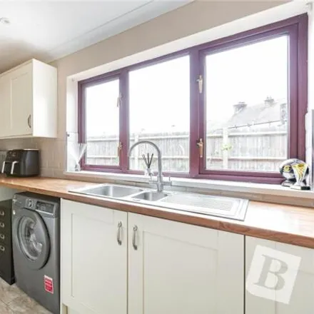 Image 6 - 5 Bycliffe Terrace, Gravesend, DA11 0JD, United Kingdom - Townhouse for sale