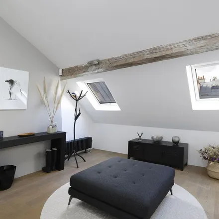 Rent this 2 bed apartment on BNP Paribas (ex Paribas) in Rue Danielle Casanova, 75002 Paris