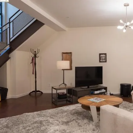 Image 3 - Grand Lofts, 850 West Grand Avenue, Oakland, CA 94617, USA - Apartment for rent