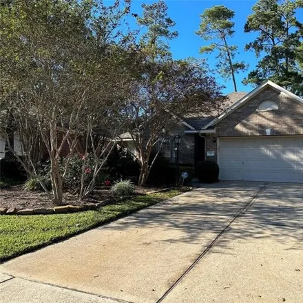 Rent this 3 bed house on 34 Fairlight Court in Sterling Ridge, The Woodlands