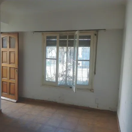 Buy this 2 bed house on Ascasubi in Quilmes Este, 1882 Quilmes