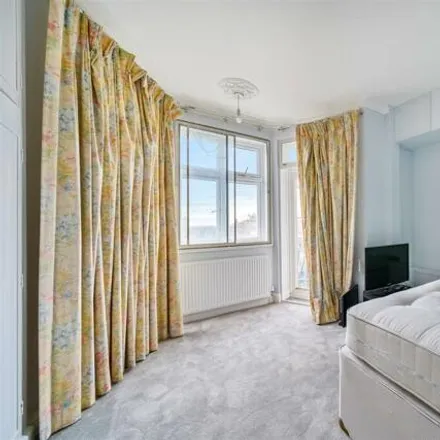 Image 7 - Avenue Mansions, Finchley Road, London, NW3 7SW, United Kingdom - Apartment for sale