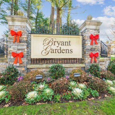 Rent this 1 bed condo on 2 Bryant Crescent in White Plains, NY 10605