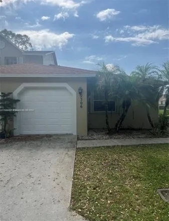 Image 1 - 2218 Maplewood Drive, Greenacres, FL 33415, USA - House for rent