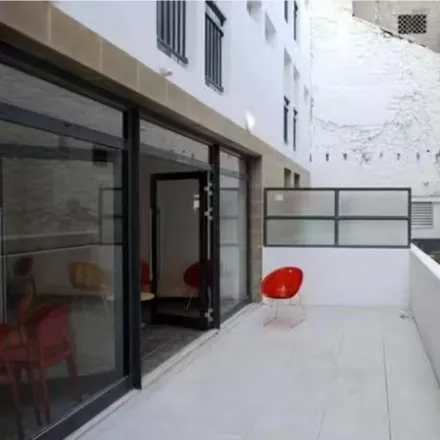 Image 3 - 75 Rue Hoche, 13003 Marseille, France - Apartment for rent