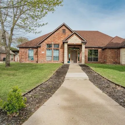 Buy this 4 bed house on 376 Brookbend Drive in Waxahachie, TX 75165