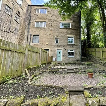 Buy this 1 bed house on Penistone Road in Kirkburton, West Yorkshire