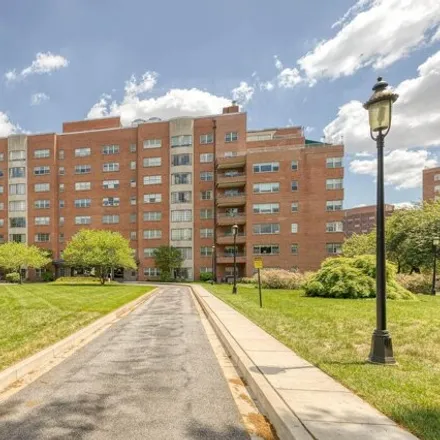 Buy this 1 bed condo on Carrollton Condominium in 3601 Greenway, Baltimore