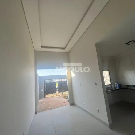 Buy this 2 bed house on Rua Dallas in Novo Mundo, Uberlândia - MG