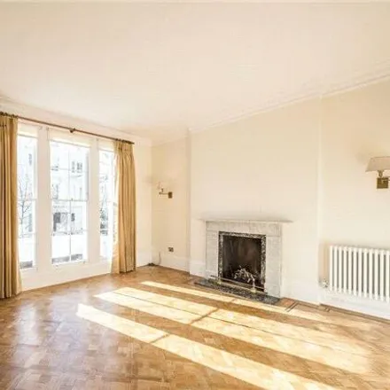 Image 2 - 45 Brunswick Gardens, London, W8 4AN, United Kingdom - Townhouse for rent