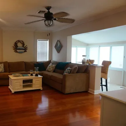 Rent this 3 bed house on Fort Lauderdale