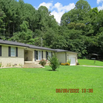 Buy this 3 bed house on 107 South Main Street in Evarts, KY 40828