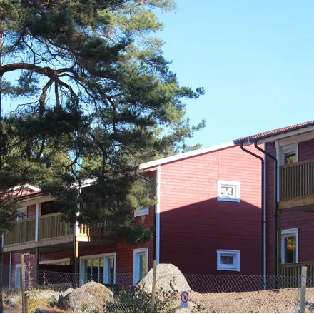 Rent this 4 bed apartment on Aluminiumvägen in Skultuna, Sweden