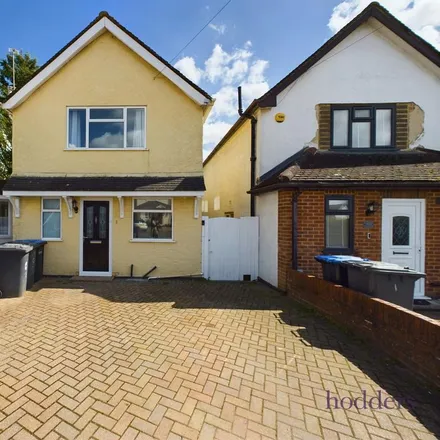 Rent this 4 bed house on Chestnut Close in Addlestone, KT15 2JG