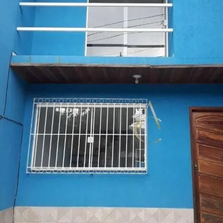 Buy this 2 bed house on Rua Dom Henrique in Bairro da Luz, Nova Iguaçu - RJ