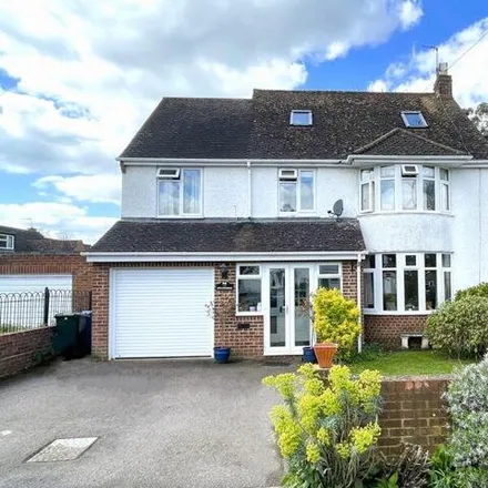 Buy this 4 bed house on Twyford Grove in Twyford, OX17 3JD