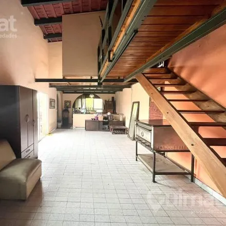 Buy this 3 bed apartment on Dolores 480 in Floresta, C1407 GZC Buenos Aires
