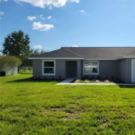 Rent this 3 bed house on 127 Dogwood Circle in Marion County, FL 34472