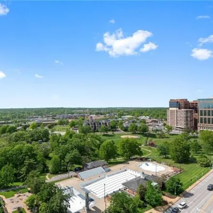 Image 7 - Park Tower Condominium, 200 South Brentwood Boulevard, Clayton, MO 63105, USA - Condo for sale