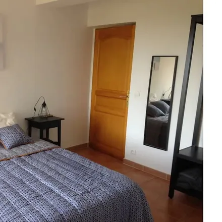 Rent this 5 bed house on 83740 La Cadière-d'Azur