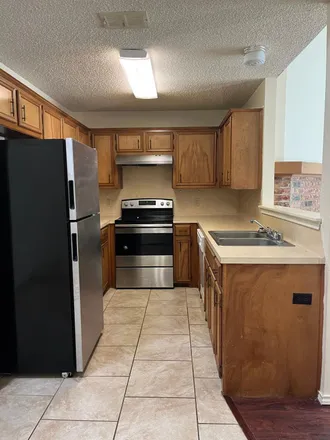 Image 6 - 5618 Brownfield Drive, Lubbock, TX 79414, USA - Duplex for rent