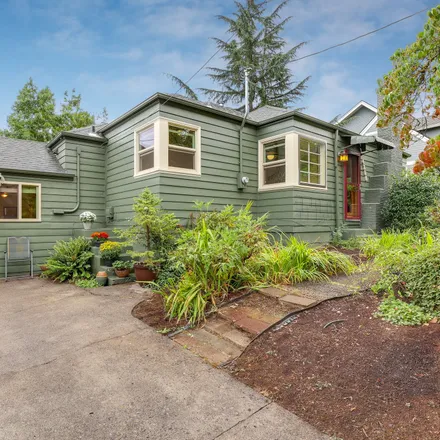 Buy this 3 bed house on 4206 Northeast 37th Avenue in Portland, OR 97212