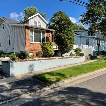 Buy this 3 bed house on 243 South 9th Avenue in Highland Park, NJ 08904