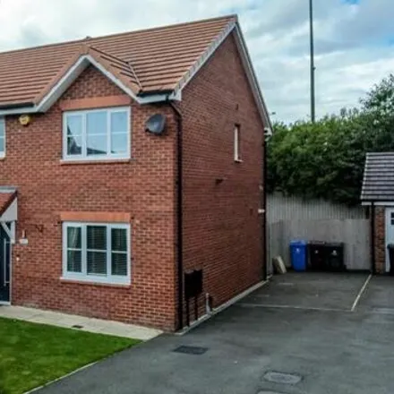 Buy this 3 bed duplex on Atherton Drive in Knowsley, L35 7AG