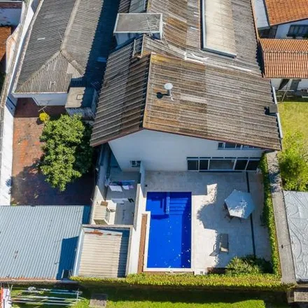 Buy this studio house on Rua Nestor Victor 301 in Água Verde, Curitiba - PR