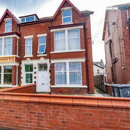 Image 1 - The Claremont, Derbe Road, Lytham St Annes, FY8 1NJ, United Kingdom - Apartment for rent