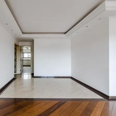 Rent this 6 bed apartment on Rua André Mendes in Jardim da Saúde, São Paulo - SP