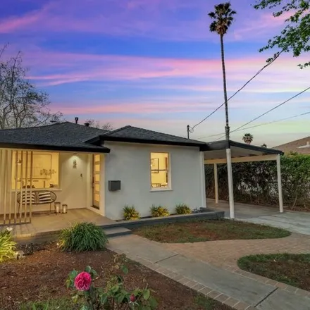 Buy this 3 bed house on 2 Delmar Court in Redwood City, CA 94025
