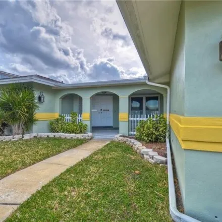 Rent this 3 bed house on 473 Palm Island Northeast in Clearwater, FL 33767