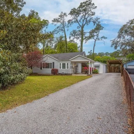 Buy this 2 bed house on 394 Battery Creek Road in Beaufort, SC 29902